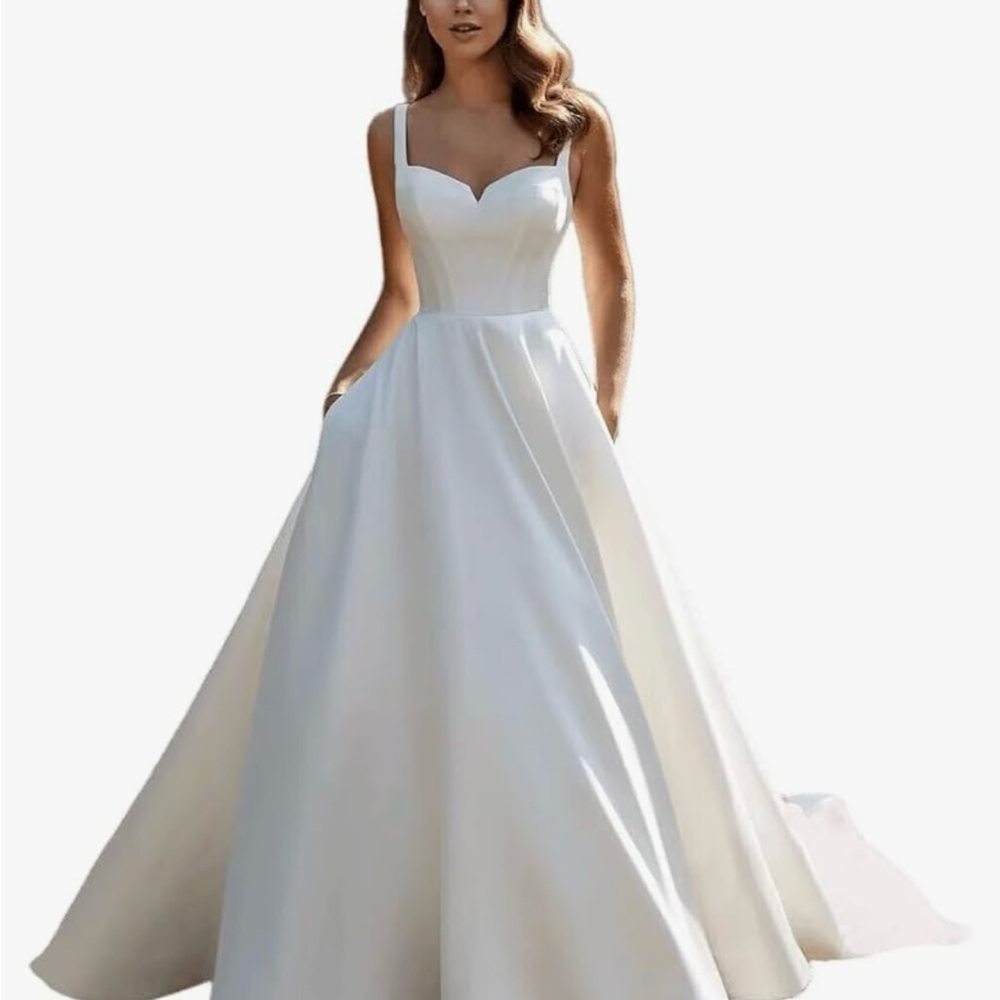 NWT Elegant Ivory Sleeveless Aline Plus Wedding Gown